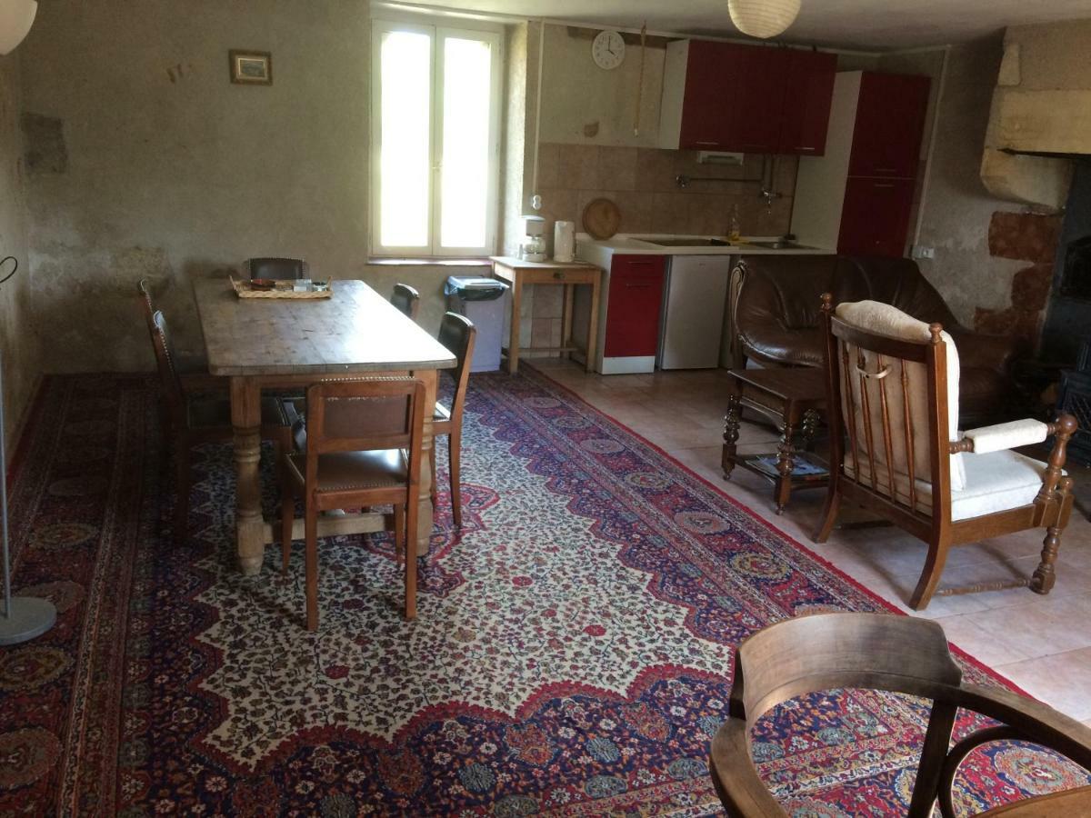 Maison Du Fermier Epineuil-le-Fleuriel Екстериор снимка