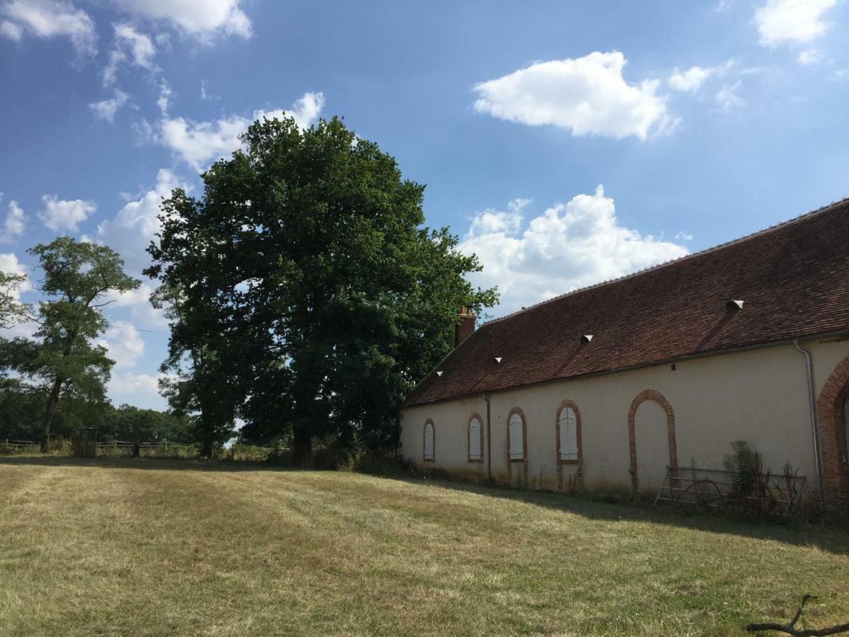 Maison Du Fermier Epineuil-le-Fleuriel Екстериор снимка